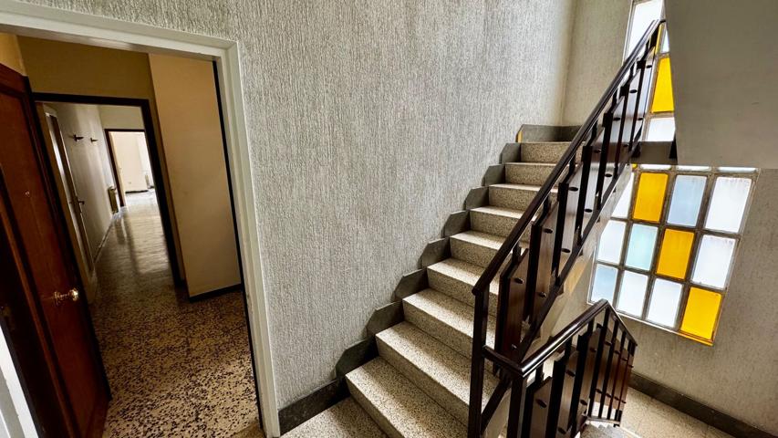 Piso En venta en Terrassa photo 0