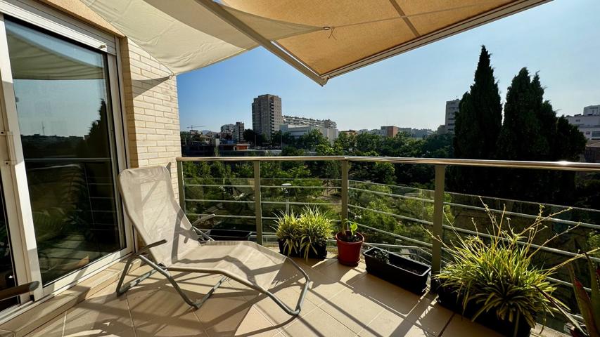 Piso En venta en Terrassa photo 0