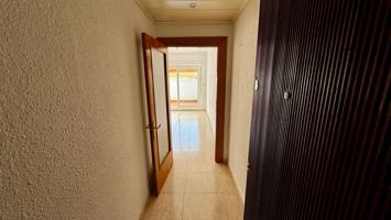 Piso En venta en Terrassa photo 0