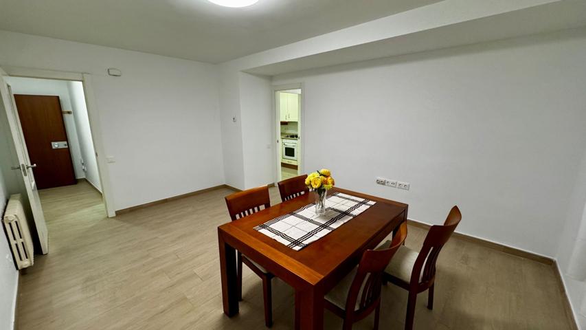 Piso En venta en Terrassa photo 0