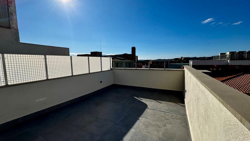  Ático En venta en Terrassa photo 0