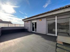 MAGNÍFICO DÚPLEX CON TERRAZA DE 25M2 Y 2 PARKINGS EN PLAZA CATALUNYA photo 0