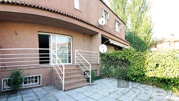 CHALET EN ALQUILER PARA ESTUDIANTES EN VILLANUEVA DE LA CAÑADA, MADRID. photo 0