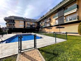 PISO ¡EN VENTA! CON GRAN TERRAZA Y PLAZA DE GARAJE EN LAS ROZAS (MADRID). photo 0
