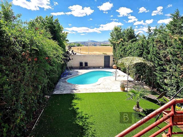 ¡ESTUDIANTES! ÚLTIMA HABITACIÓN CON PENSION COMPLETA EN CHALET A COMPARTIR CON PISCINA EN VILLANUEVA DE LA CAÑADA (MADRID). photo 0