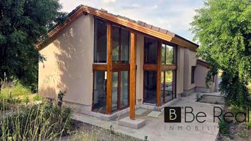 AMPLIO CHALET INDEPENDIENTE EN CONSTRUCCIÓN AL 90%, EN PARQUE DE LAS INFANTAS, VALDEMORILLO (MADRID). photo 0