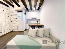 ALQUILER DE PISO DE DISEÑO CON REFORMA INTEGRAL A ESTRENAR EN CHAMBERÍ (MADRID). photo 0