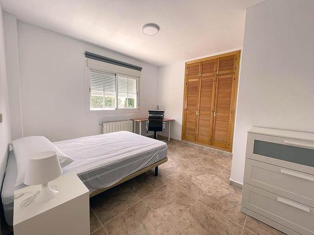 EN ALQUILER PARA ESTUDIANTES, 2 ÚLTIMAS HABITACIONES EN CHALET A COMPARTIR DE VILLANUEVA DE LA CAÑADA. photo 0