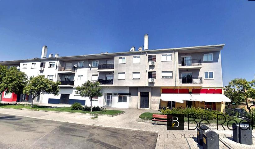 EN ALQUILER A ESTRENAR PISO DE TRES HABITACIONES PARA ESTUDIANTES, EN VILLANUEVA DE LA CAÑADA (MADRID). photo 0