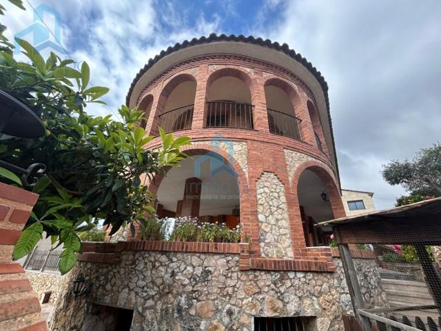 Casa En venta en La Pobla De Montornès photo 0