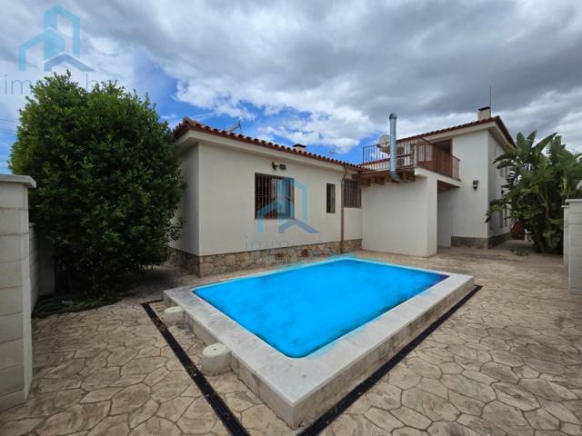 Casa En venta en Mont-Roig Del Camp photo 0