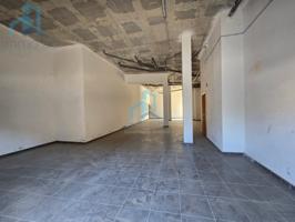 Local En venta en Vilallonga Del Camp photo 0