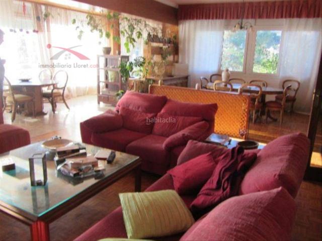 Casa En venta en Lloret De Mar photo 0