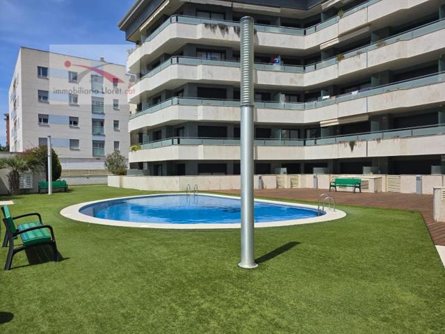Piso En venta en Lloret De Mar photo 0