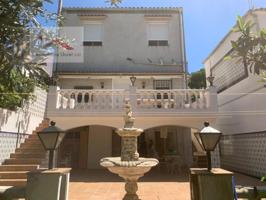 Casa En venta en El Guinardó, Barcelona photo 0