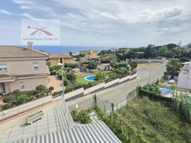 Casa En venta en Lloret De Mar photo 0