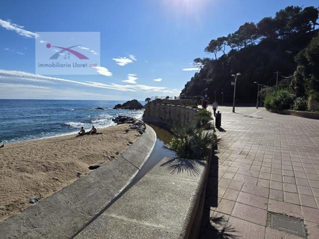 Piso En venta en Lloret De Mar photo 0