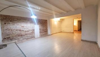 ¡OPORTUNIDAD DE VIVIENDA+LOCAL A 5 MINUTOS DE PLAZA CATALUNYA! photo 0