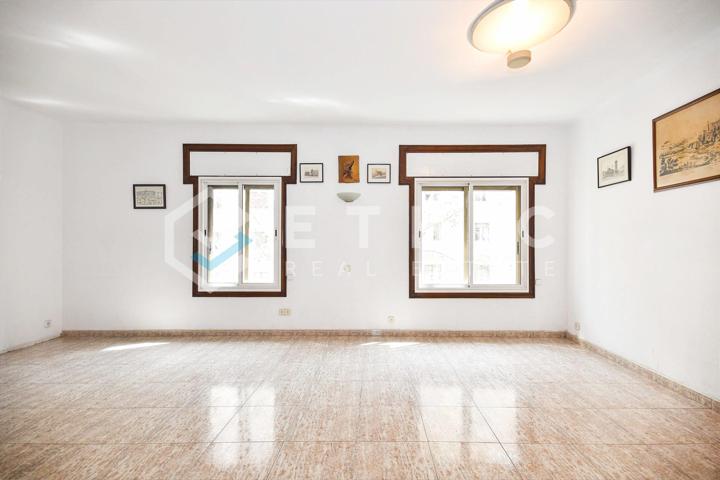 Piso En venta en Lantiga Esquerra De Leixample, Barcelona photo 0