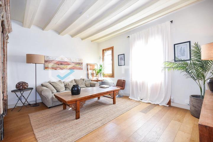 Piso En venta en El Gòtic, Barcelona photo 0