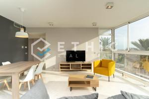 Exclusivo Piso de Lujo en Primera Línea de Mar – Diseño de Ricardo Bofill con vistas al mar! photo 0