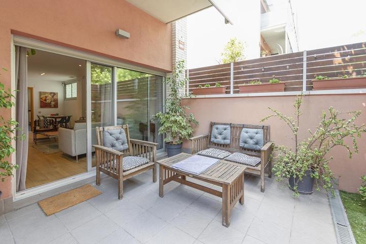 Planta Baja En venta en Zona Franca, Barcelona photo 0