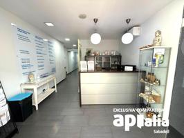 ¡Amplio local comercial en excelente estado! photo 0