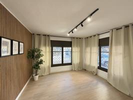 Vive en el corazón de Pineda de Mar: piso reformado y con una ubicación inmejorable photo 0