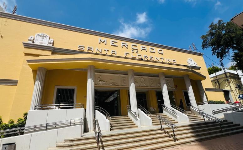 Vive la Historia en el Corazón de Cartagena: Exclusivo Piso con Potencial Ilimitado photo 0