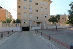 Garaje en la zona de Avenida de Cervantes, Guardamar del Segura, Alicante, Costa Blanca photo 0