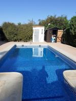 Fantástico chalet con piscina privada en Guardamar, Alicante, Costa Blanca photo 0