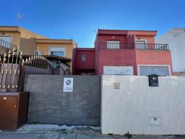 Fantástico adosado para reformar en la localidad de Dolores, Alicante, Costa Blanca Sur. photo 0