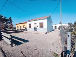 Fantástica casa con terreno en Dolores, Alicante photo 0