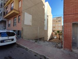 Solar edificable en el centro de Guardamar del Segura, Alicante, Costa Blanca photo 0