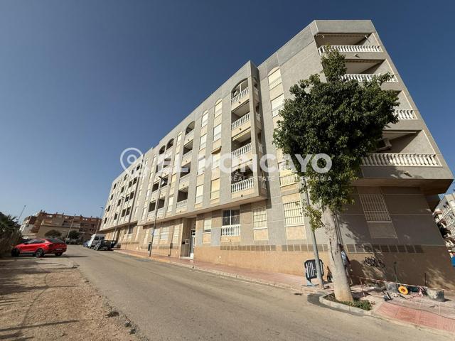 FANTASTICO APARTAMENTO ORIENTADO AL SUR EN GUARDAMAR DEL SEGURA, ALICANTE, COSTA BLANCA SUR photo 0