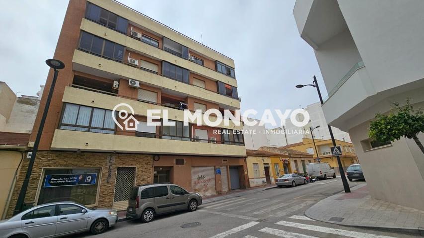 Fantástico apartamento en el centro de Guardamar del Segura, Alicante, Costa Blanca photo 0