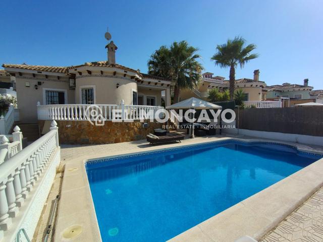 Fantástico chalet independiente con piscina privada en Bigastro, Alicante, Costa Blanca photo 0