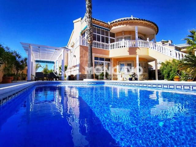 Villa independiente con piscina privada en La Florida-Los Almendros, Orihuela Costa photo 0