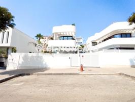 Fantástico chalet con vistas al mar y piscina privada en Guardamar del Segura, Alicante photo 0