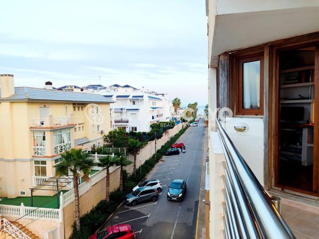 Fantástico apartamento con vistas al mar en Punta Prima, Torrevieja, Alicante photo 0