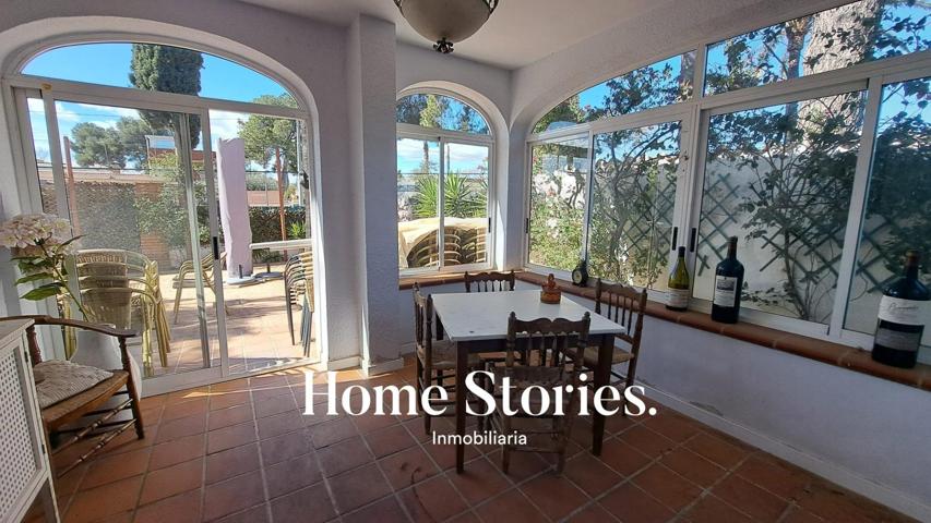 Casa En venta en La Cañada, Paterna photo 0