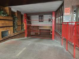 Garaje en venta en Calle General Eguía photo 0