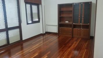 ALQUILER PISO ESTUDIANTES-ENFERMEROS-RESIDENTES photo 0