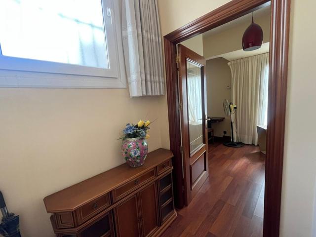 VENTA DE PISO EN PABLO PICASSO photo 0