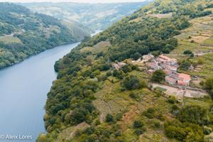 INVERSIÓN EN PLENO CORAZÓN DE LA RIBEIRA SACRA photo 0
