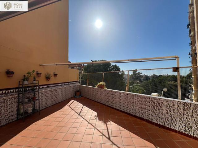 EXCLUSIVO PISO CON TERRAZA DE 30 M2 photo 0