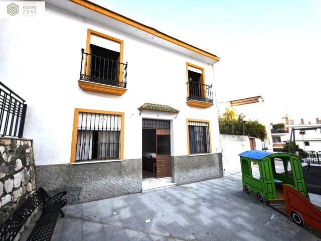 PRECIOSA CASA EN EL PUEBLO DE MONDA photo 0