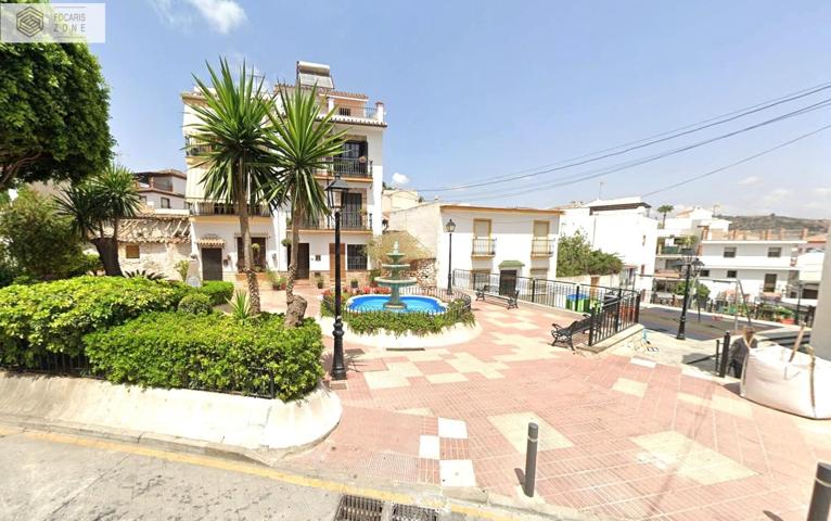 PRECIOSA CASA EN EL PUEBLO DE MONDA photo 0