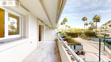 Exclusiva Vivienda de Lujo en Los Barrios, Cádiz photo 0