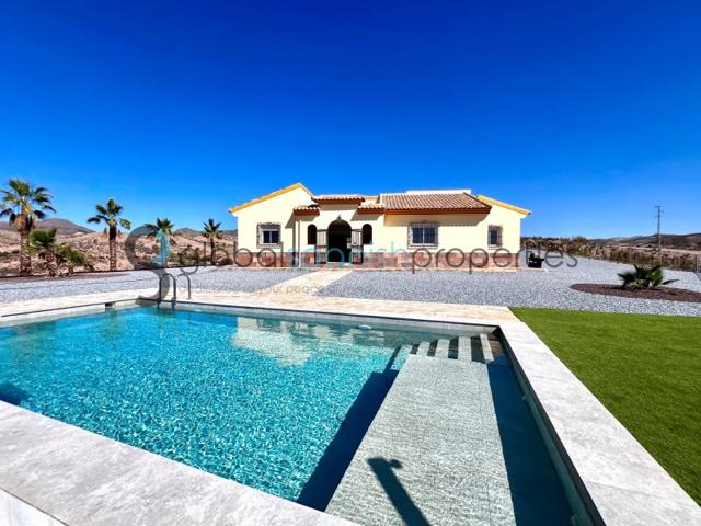 Villa En venta en Albox photo 0